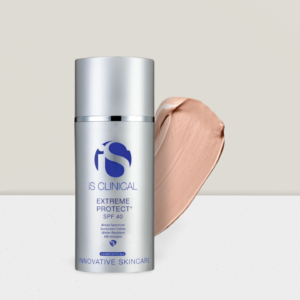 iS Clinical Extreme Protect SPF 40 Perfect Tint Beige - 100ml: Skin-Protecting Tinted Sunscreen for All-Day Defense